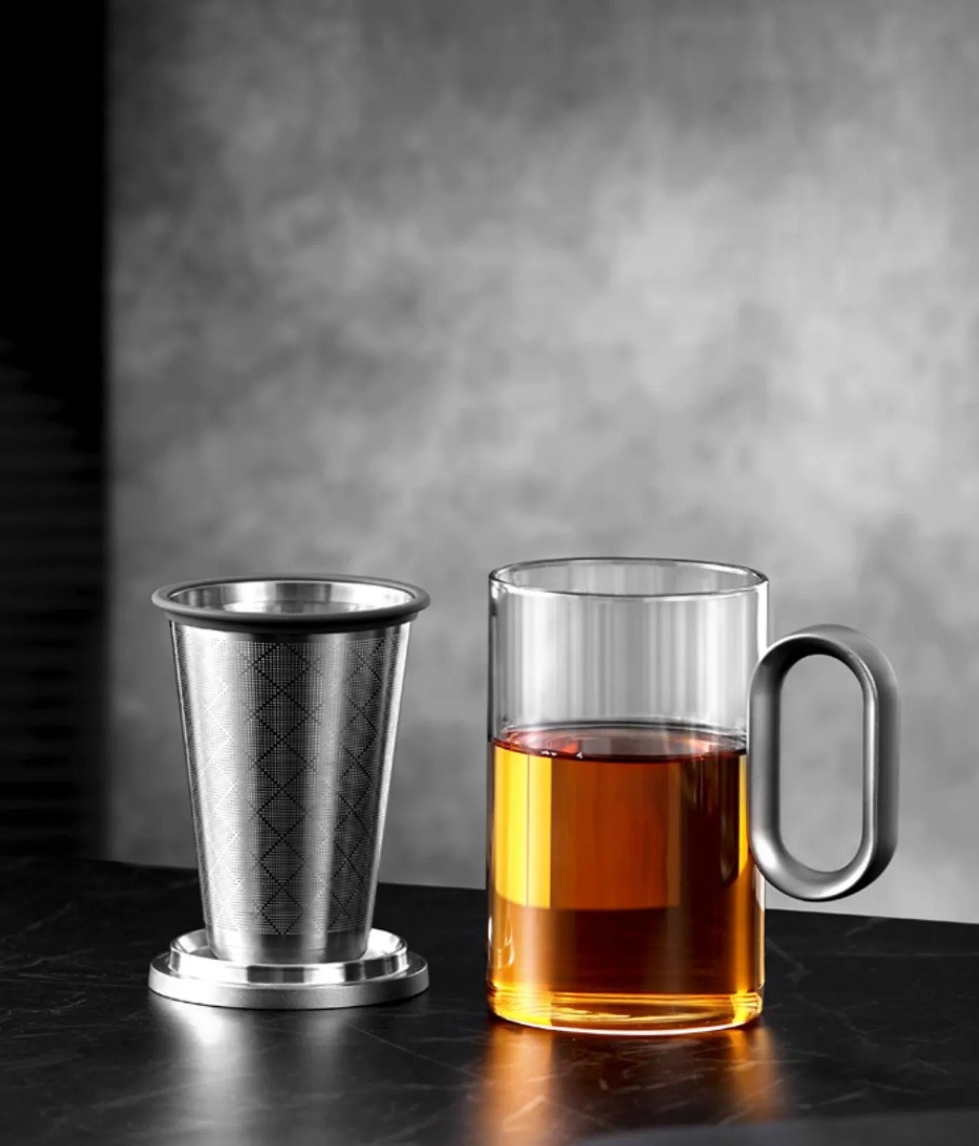 Caneca Design com Infusor para Chá - Nórdica™