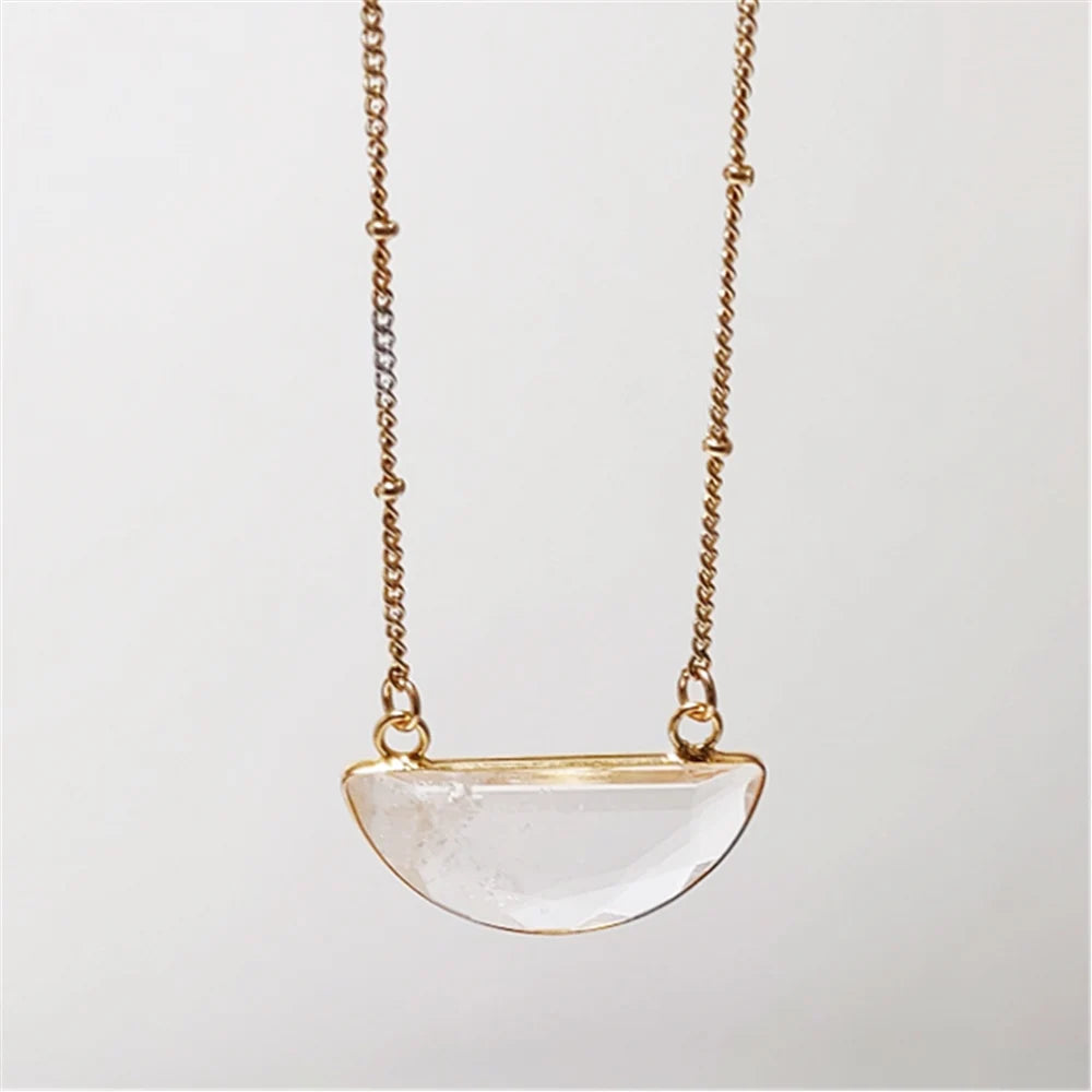 Colar de Cristal Natural com Corrente Satélite | Pingente Coração de Amazonita - CrystalHeart™