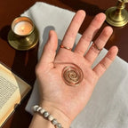 Espiral Ancestral de Cobre - Anel Energético para Palma | Conexão Milenar e Bem-estar