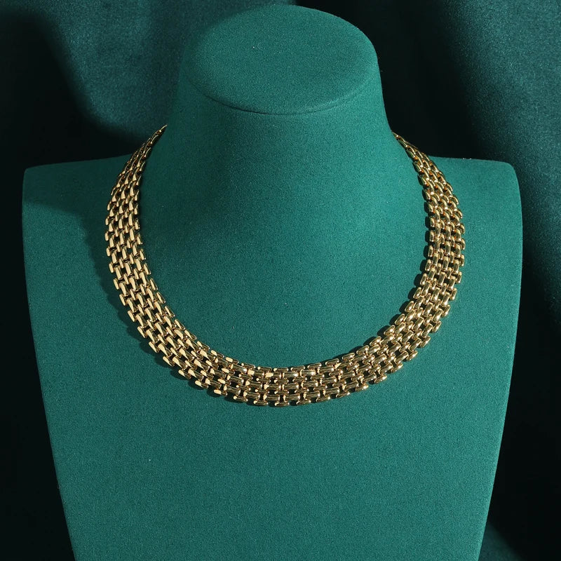 GoldenCollar™ - Gargantilha de Cobre com Banho de Ouro | Elegância Atemporal