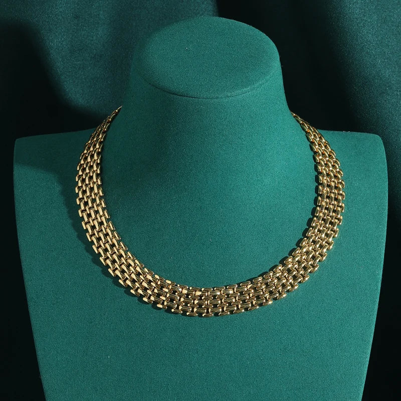GoldenCollar™ - Gargantilha de Cobre com Banho de Ouro | Elegância Atemporal