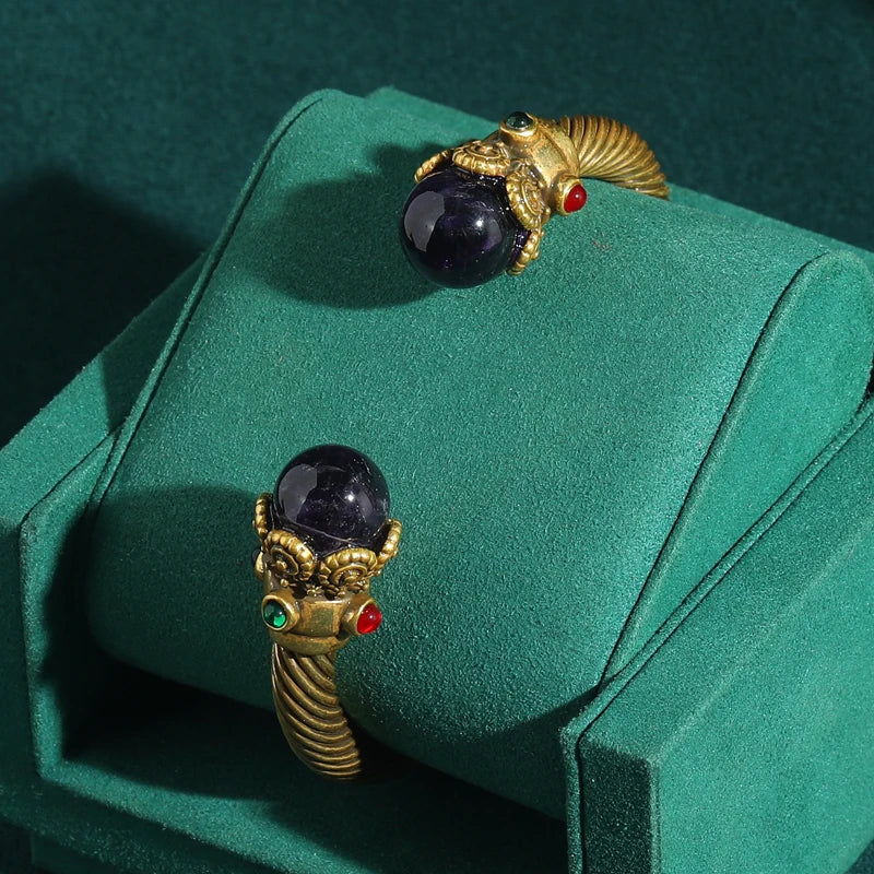 IndiaLux™ - Bracelete Vintage Indiano com Pedras Coloridas | Banho de Ouro e Design Cuff