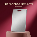 Tábua inox em campanha com fundo vinho